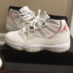 Jordan 11 pure platinum